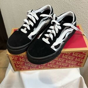 Vans Classic Black and White Low-Top Sneakers